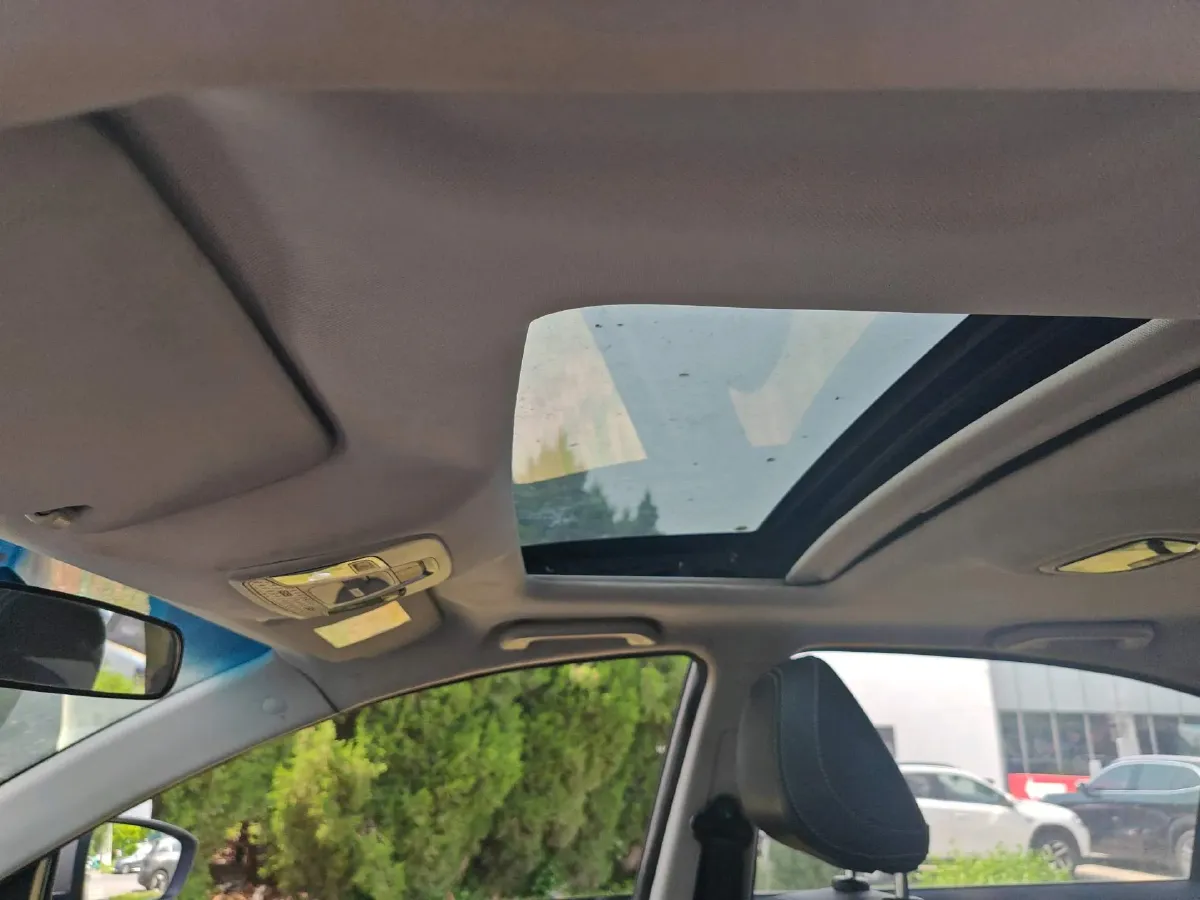 2021 Geely Emgrand 1.5L 109HP L4 CVT,autocango,china used car exporter,china ev exporter,chinese used car exporter,chinese used ev exporter