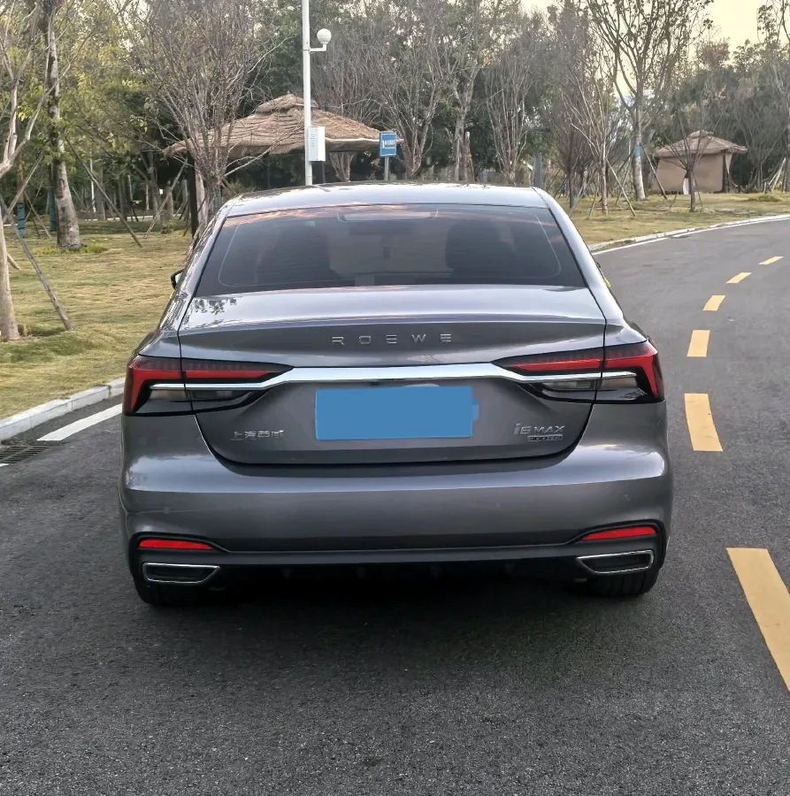 2020 Roewe i6 MAX 1.5T 173HP L4 7DCT,autocango,china used car exporter,china ev exporter,chinese used car exporter,chinese used ev exporter