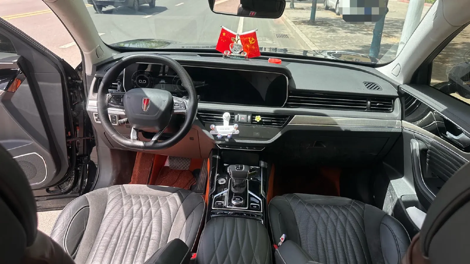 2022 HongQi HS5 2.0T 224HP L4 6AT,autocango,china used car exporter,china ev exporter,chinese used car exporter,chinese used ev exporter