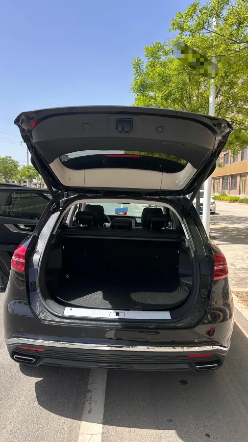 2022 HongQi HS5 2.0T 224HP L4 6AT,autocango,china used car exporter,china ev exporter,chinese used car exporter,chinese used ev exporter