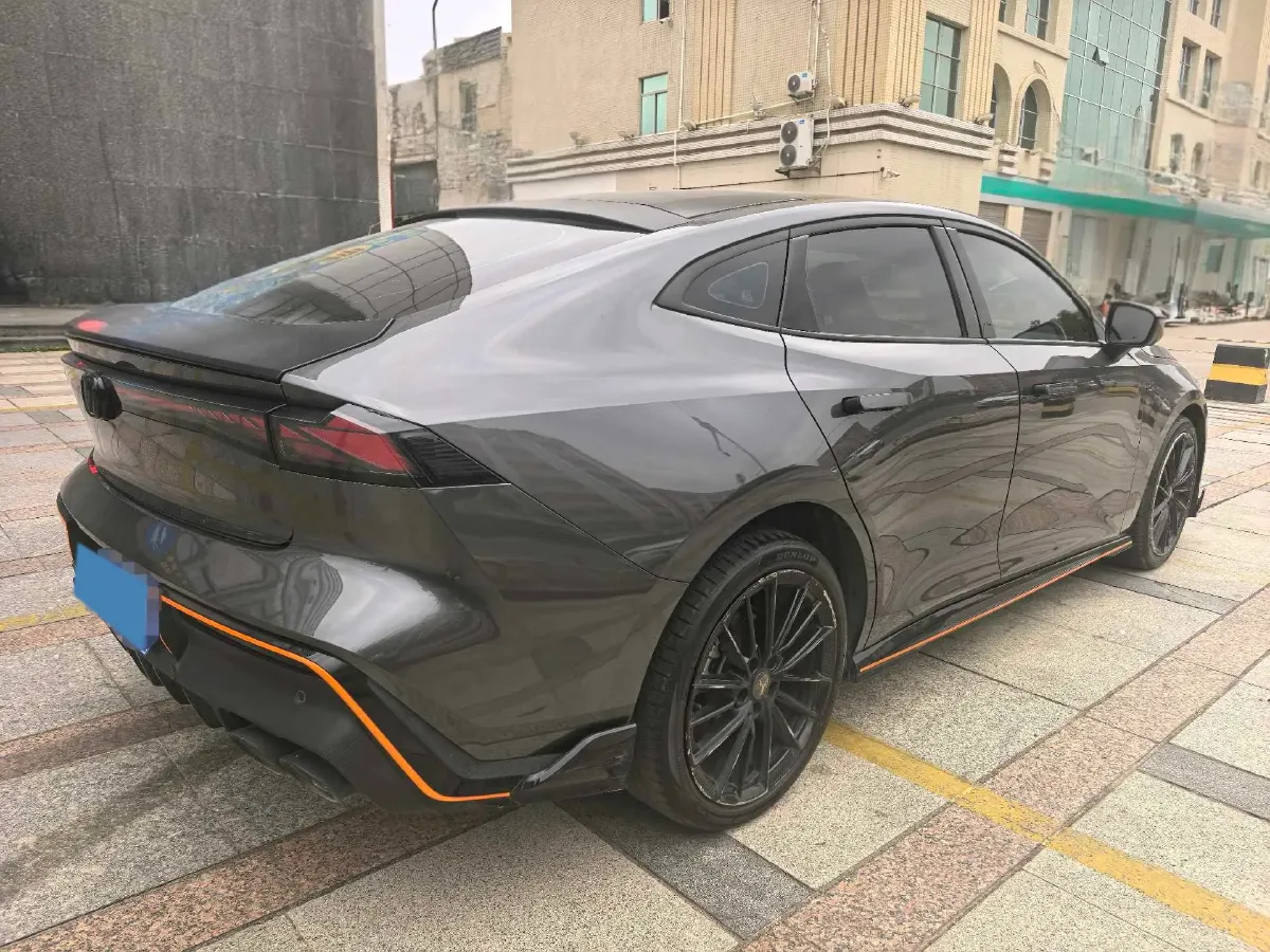 2024 ChangAn UNI-V 1.5T 188HP L4 7DCT,autocango,china used car exporter,china ev exporter,chinese used car exporter,chinese used ev exporter