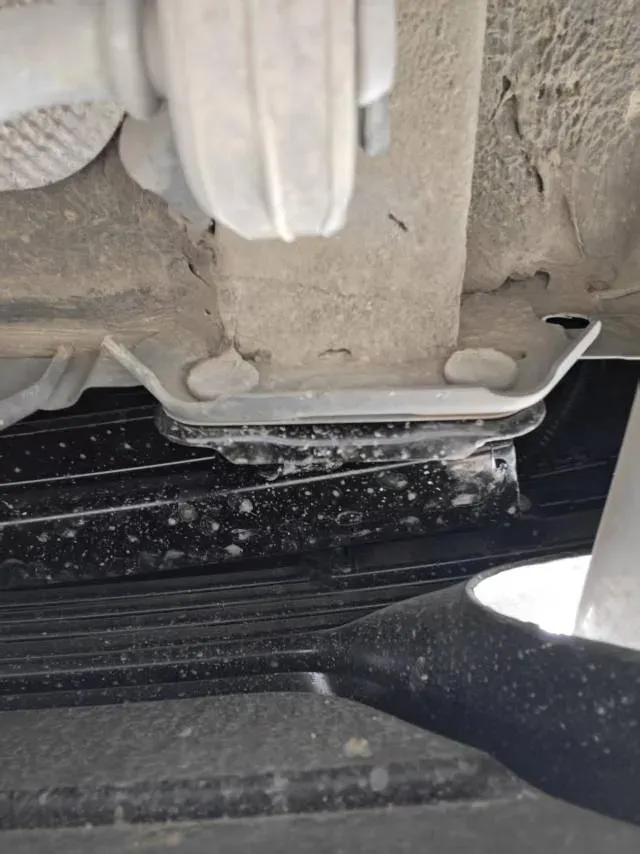 2022 HongQi HS5 2.0T 224HP L4 6AT,autocango,china used car exporter,china ev exporter,chinese used car exporter,chinese used ev exporter