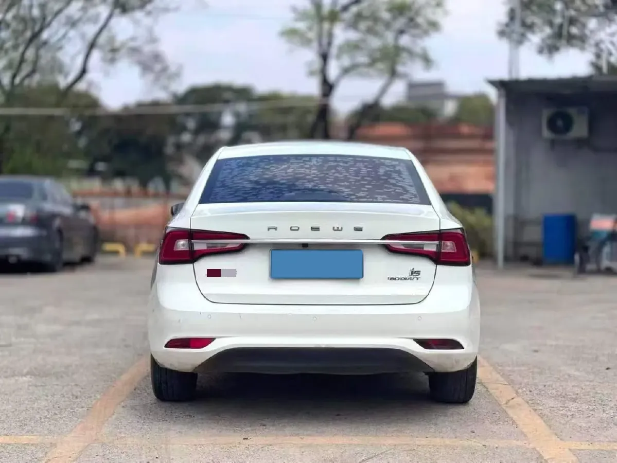 2019 Roewe i5 1.5L 120HP L4 CVT,autocango,china used car exporter,china ev exporter,chinese used car exporter,chinese used ev exporter