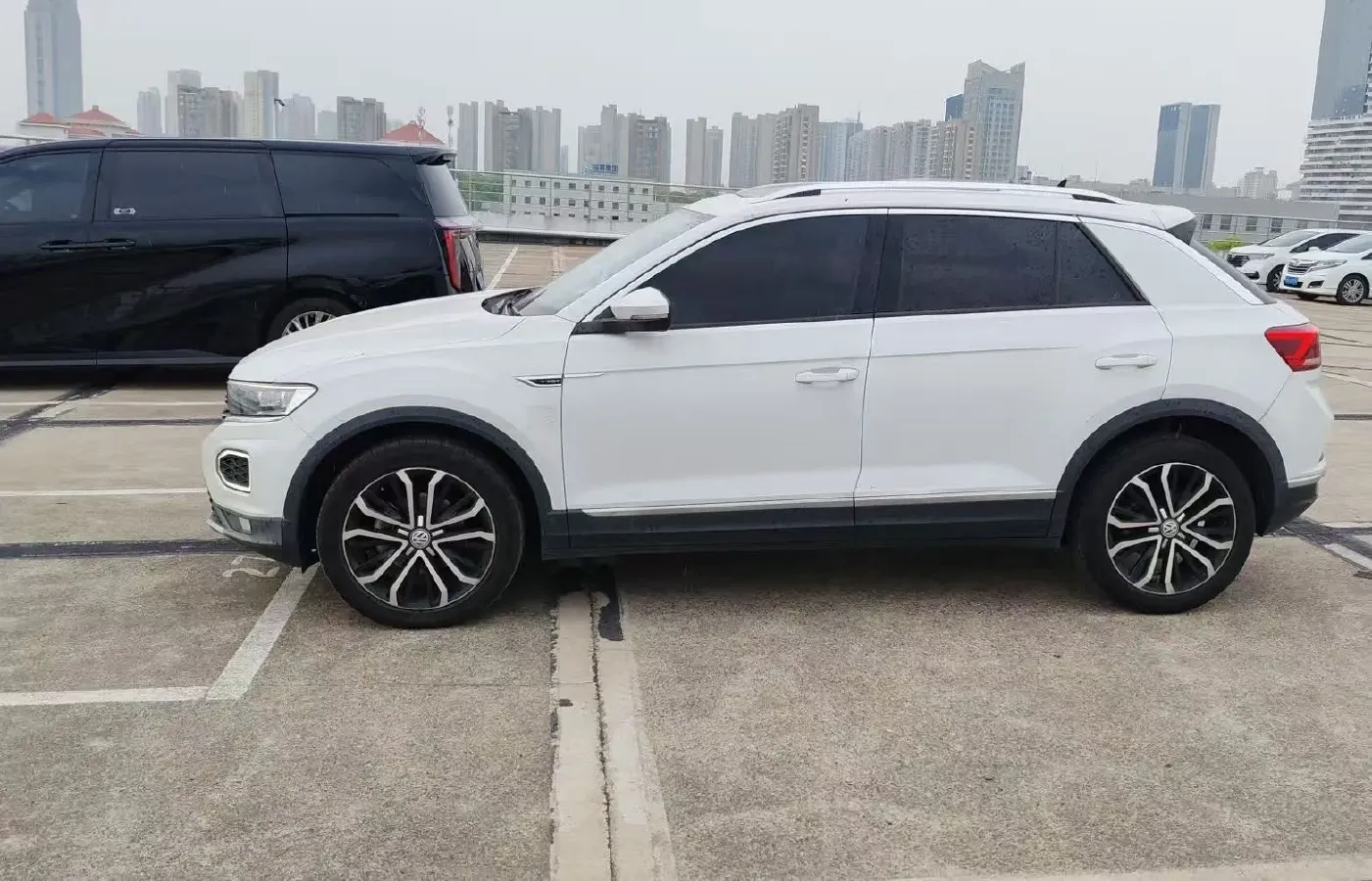 2020 Volkswagen T-Roc 1.4T 150HP L4 7DCT,autocango,china used car exporter,china ev exporter,chinese used car exporter,chinese used ev exporter