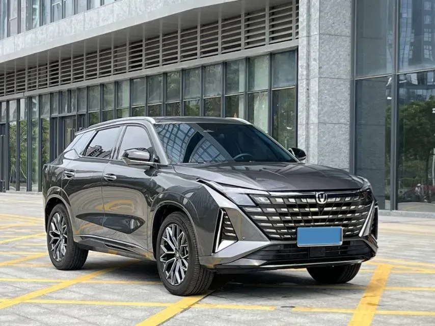 2025 ChangAn UNI-Z 1.5T 188HP L4 7DCT,autocango,china used car exporter,china ev exporter,chinese used car exporter,chinese used ev exporter