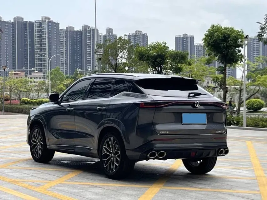 2025 ChangAn UNI-Z 1.5T 188HP L4 7DCT,autocango,china used car exporter,china ev exporter,chinese used car exporter,chinese used ev exporter
