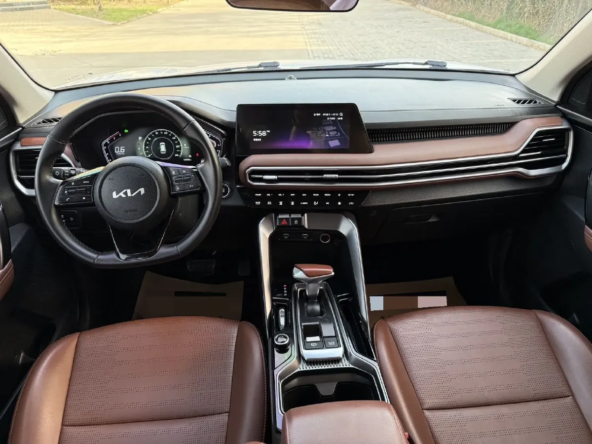 2021 Kia Sportage R 2.0L 161HP L4 6AT,autocango,china used car exporter,china ev exporter,chinese used car exporter,chinese used ev exporter