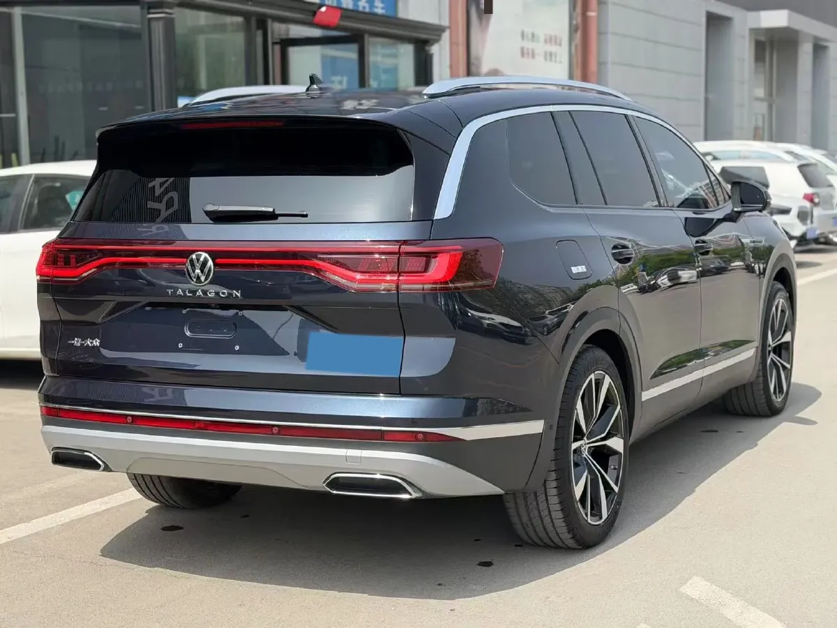 2024 Volkswagen Talagon 2.5T 299HP V6 7DCT,autocango,china used car exporter,china ev exporter,chinese used car exporter,chinese used ev exporter