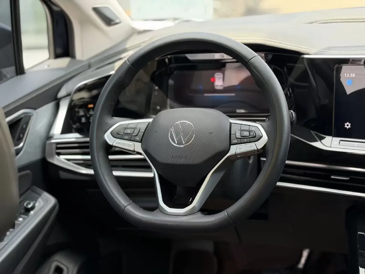 2024 Volkswagen Talagon 2.5T 299HP V6 7DCT,autocango,china used car exporter,china ev exporter,chinese used car exporter,chinese used ev exporter