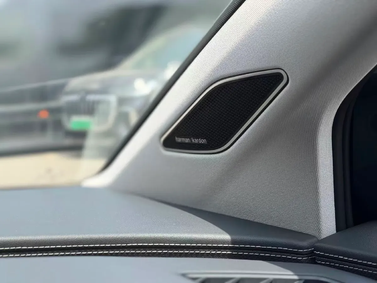 2024 Volkswagen Talagon 2.5T 299HP V6 7DCT,autocango,china used car exporter,china ev exporter,chinese used car exporter,chinese used ev exporter