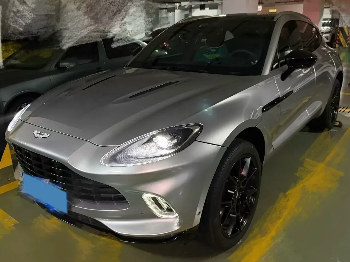 2022 Aston Martin DBX 3.0T 435HP L6 9AT,autocango,china used car exporter,china ev exporter,chinese used car exporter,chinese used ev exporter