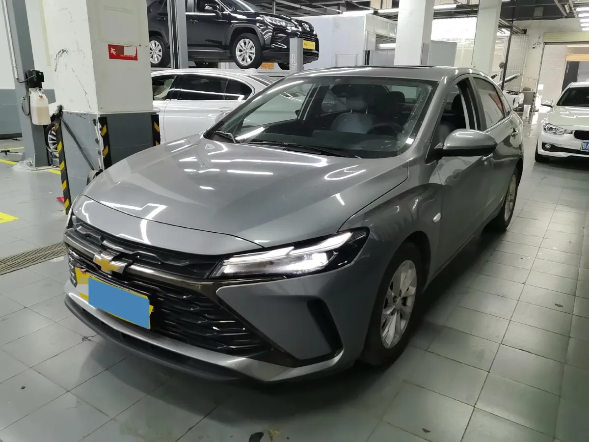 2023 Chevrolet Monza 1.5L 113HP L4 6DCT,autocango,china used car exporter,china ev exporter,chinese used car exporter,chinese used ev exporter