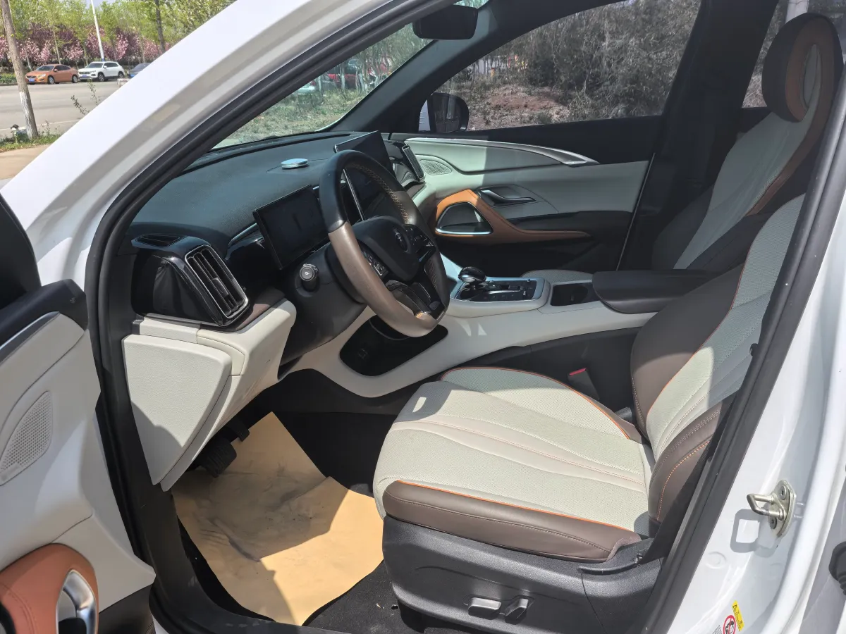 2022 LYNK&CO 03 1.5T 180HP L3 7DCT,autocango,china used car exporter,china ev exporter,chinese used car exporter,chinese used ev exporter