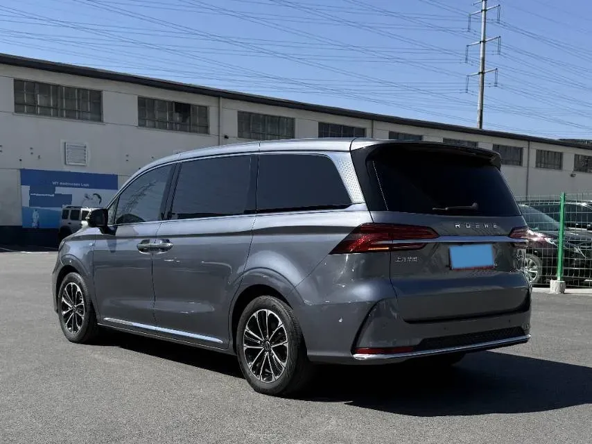 2021 Roewe iMAX8 2.0T 234HP L4 8AT,autocango,china used car exporter,china ev exporter,chinese used car exporter,chinese used ev exporter