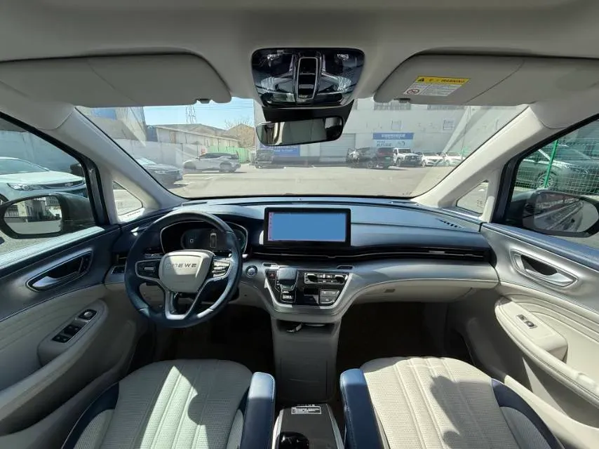 2021 Roewe iMAX8 2.0T 234HP L4 8AT,autocango,china used car exporter,china ev exporter,chinese used car exporter,chinese used ev exporter