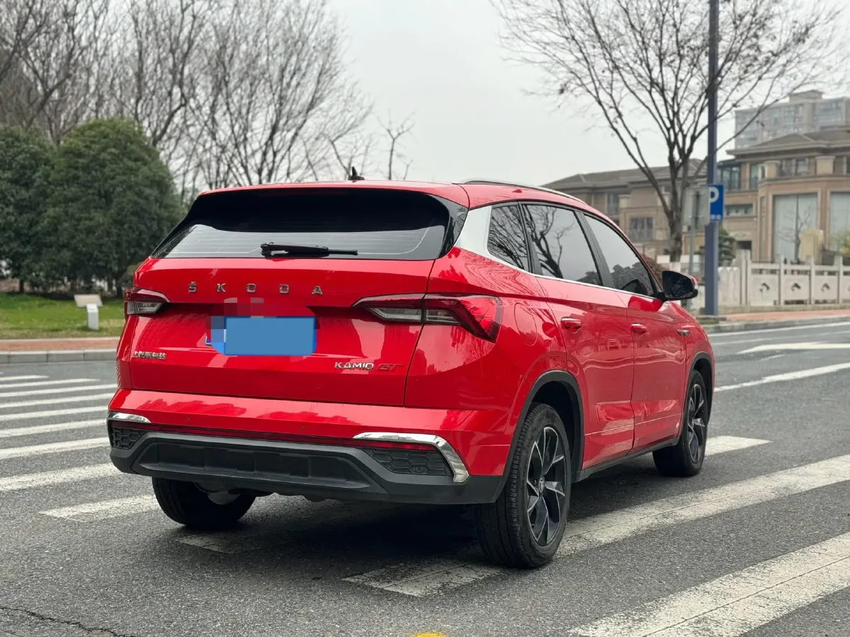 2020 Skoda Kamiq 1.2T 116HP L4 7DCT,autocango,china used car exporter,china ev exporter,chinese used car exporter,chinese used ev exporter