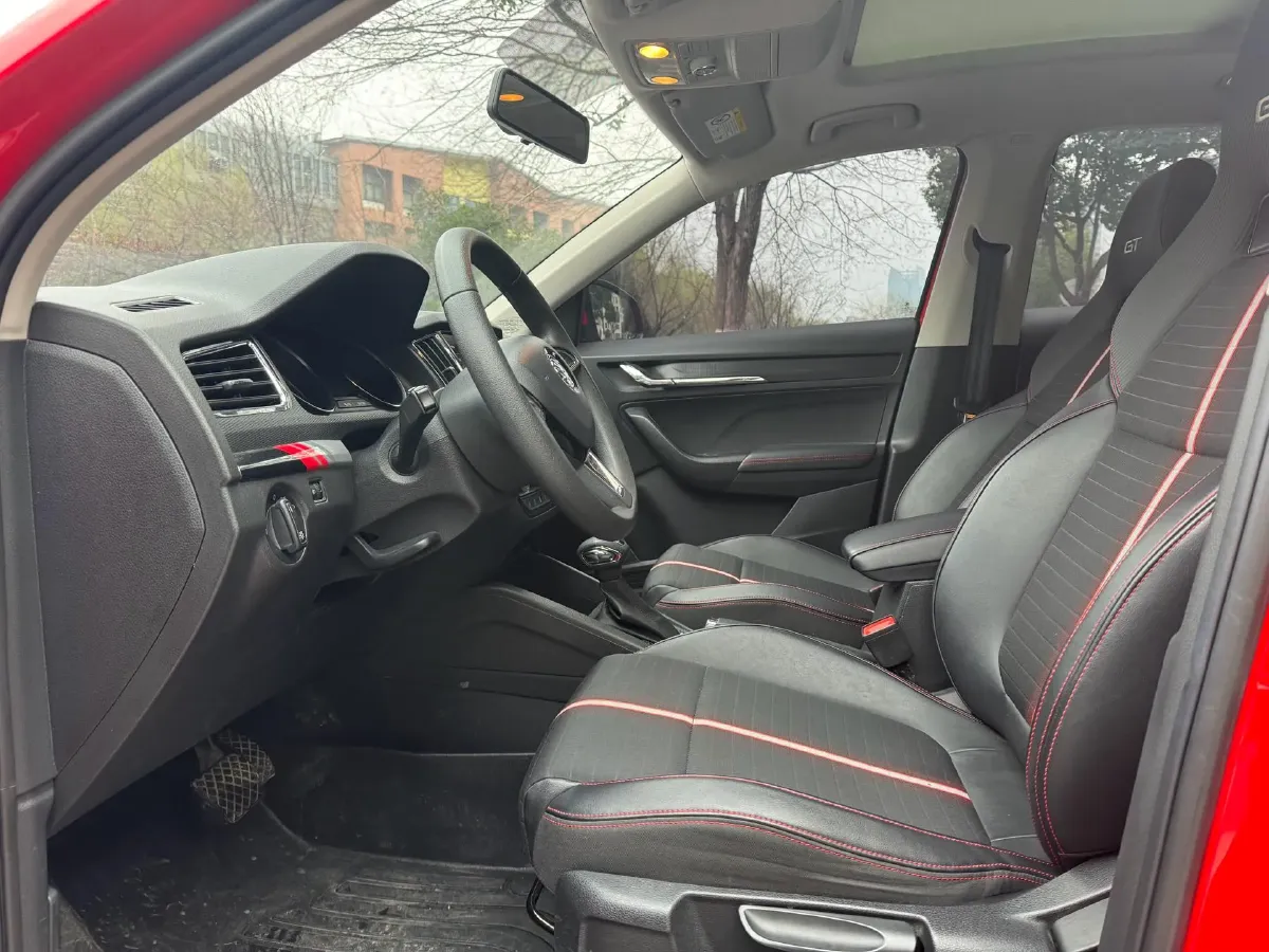 2020 Skoda Kamiq 1.2T 116HP L4 7DCT,autocango,china used car exporter,china ev exporter,chinese used car exporter,chinese used ev exporter