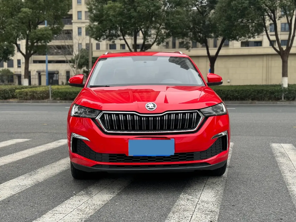 2020 Skoda Kamiq 1.2T 116HP L4 7DCT,autocango,china used car exporter,china ev exporter,chinese used car exporter,chinese used ev exporter