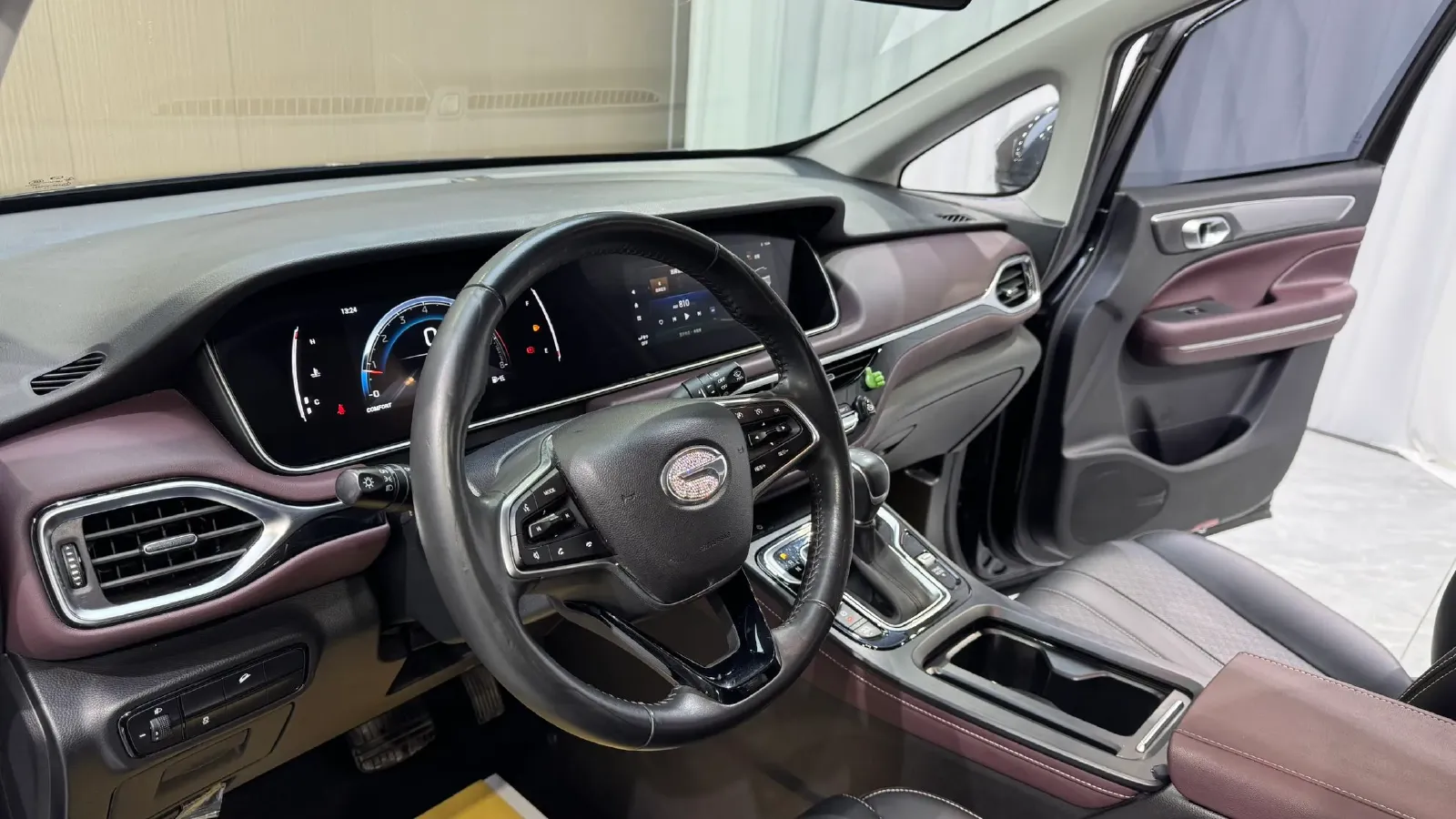 2021 GAC Trumpchi M6 1.5T 169HP L4 7DCT,autocango,china used car exporter,china ev exporter,chinese used car exporter,chinese used ev exporter