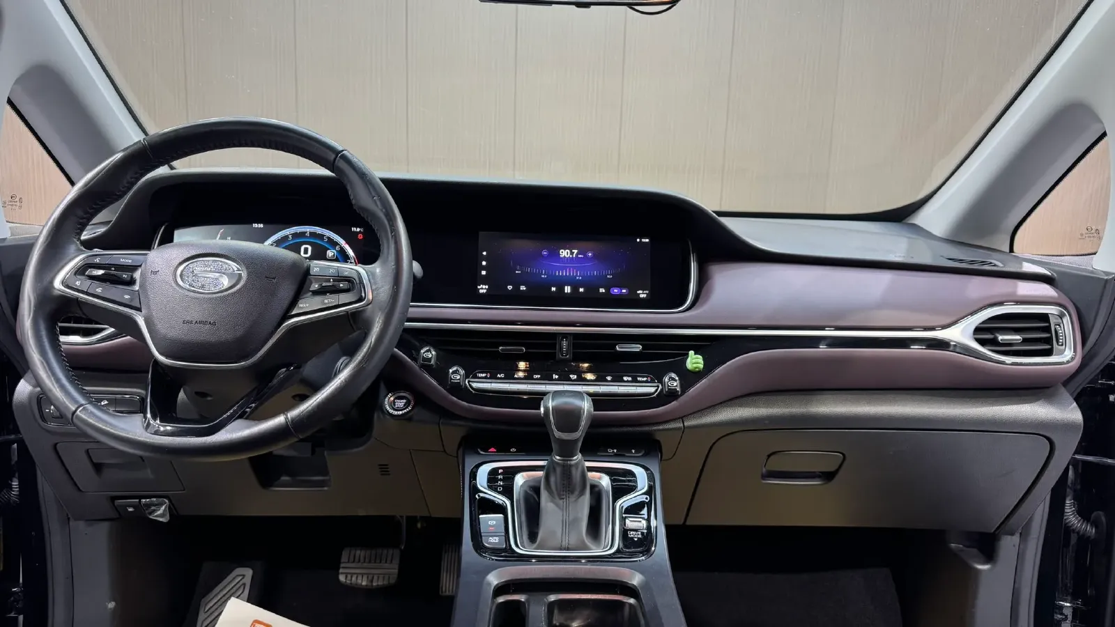 2021 GAC Trumpchi M6 1.5T 169HP L4 7DCT,autocango,china used car exporter,china ev exporter,chinese used car exporter,chinese used ev exporter