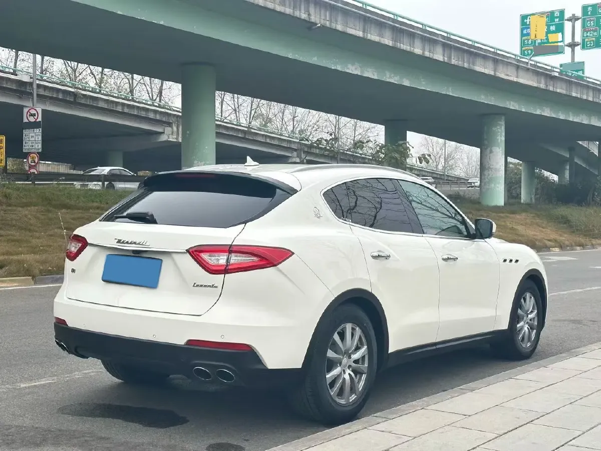 2018 Jaguar XJ 3.0T 340HP V6 8AT,autocango,china used car exporter,china ev exporter,chinese used car exporter,chinese used ev exporter