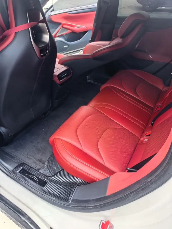 2024 MI SU7 BEV 101KWH,autocango,china used car exporter,china ev exporter,chinese used car exporter,chinese used ev exporter