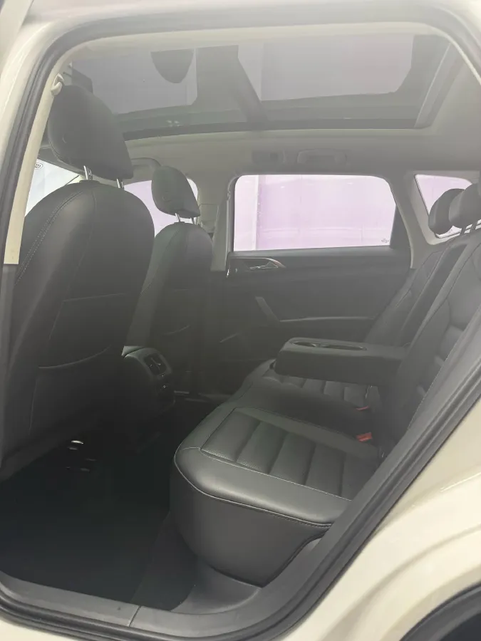 2021 Volkswagen Tharu 1.4T 150HP L4 7DCT,autocango,china used car exporter,china ev exporter,chinese used car exporter,chinese used ev exporter