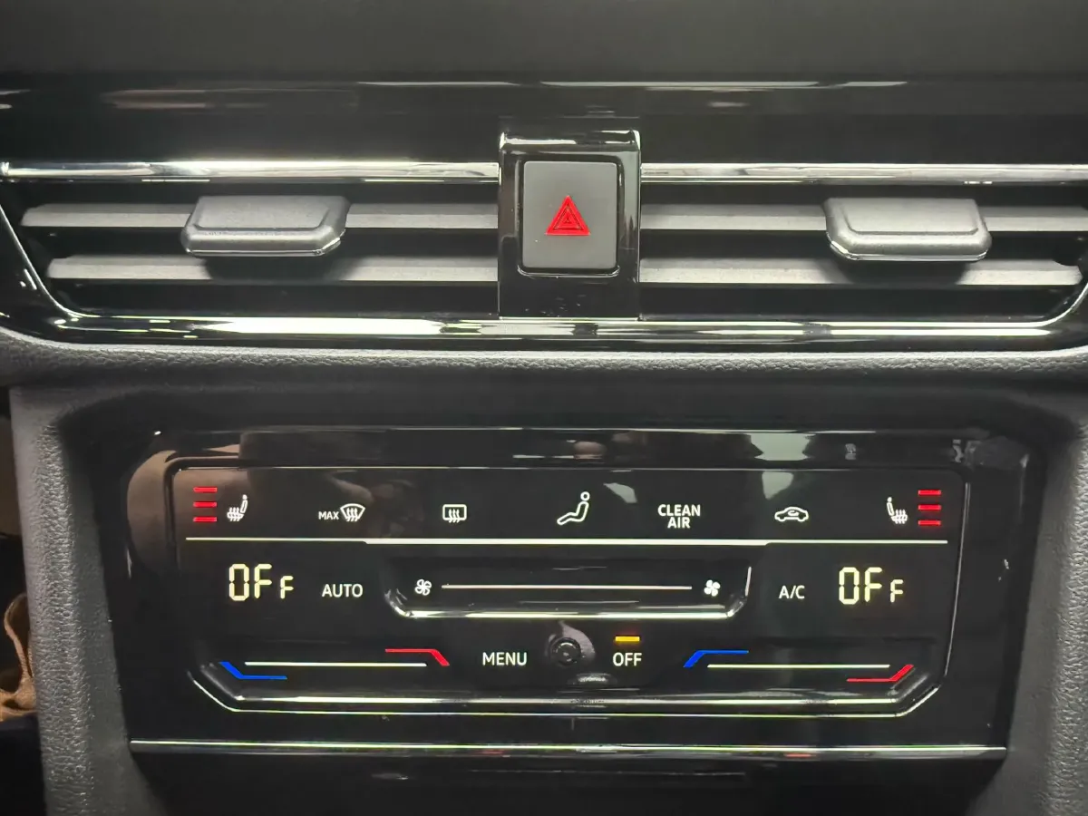 2021 Volkswagen Tharu 1.4T 150HP L4 7DCT,autocango,china used car exporter,china ev exporter,chinese used car exporter,chinese used ev exporter