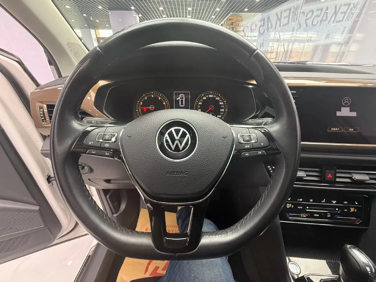 2021 Volkswagen Tharu 1.4T 150HP L4 7DCT,autocango,china used car exporter,china ev exporter,chinese used car exporter,chinese used ev exporter