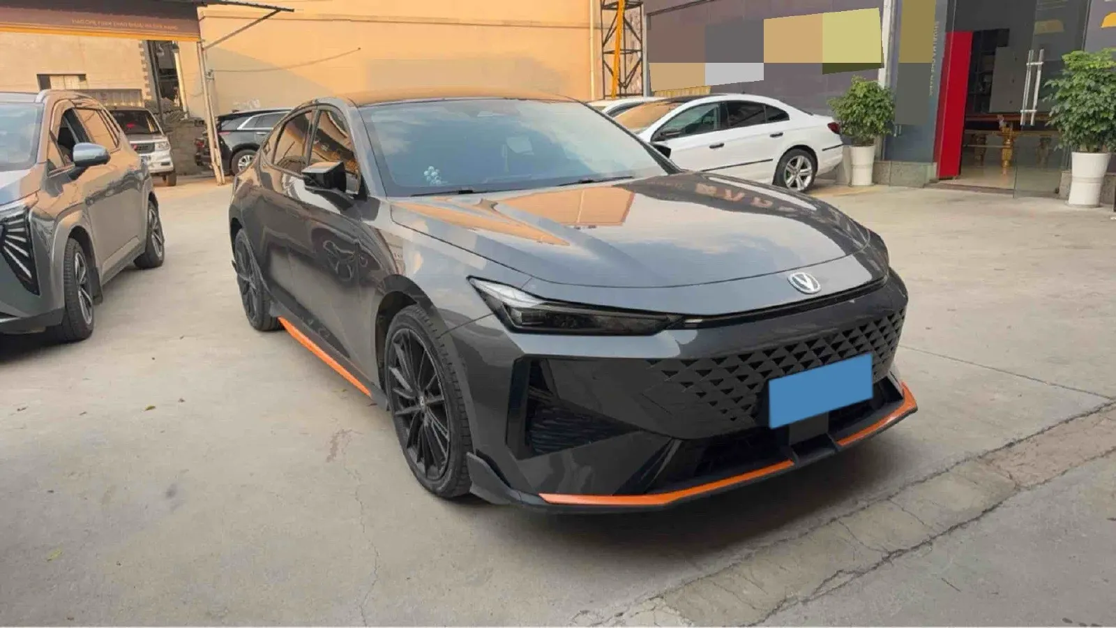 2024 ChangAn UNI-V 1.5T 188HP L4 7DCT,autocango,china used car exporter,china ev exporter,chinese used car exporter,chinese used ev exporter