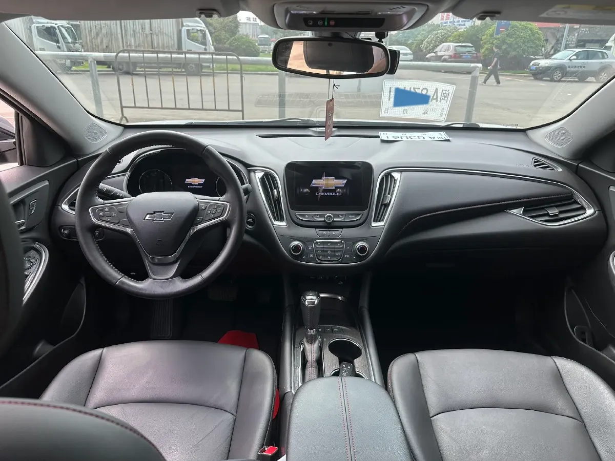 2019 Chevrolet Malibu XL 2.0T 241HP L4 9AT,autocango,china used car exporter,china ev exporter,chinese used car exporter,chinese used ev exporter