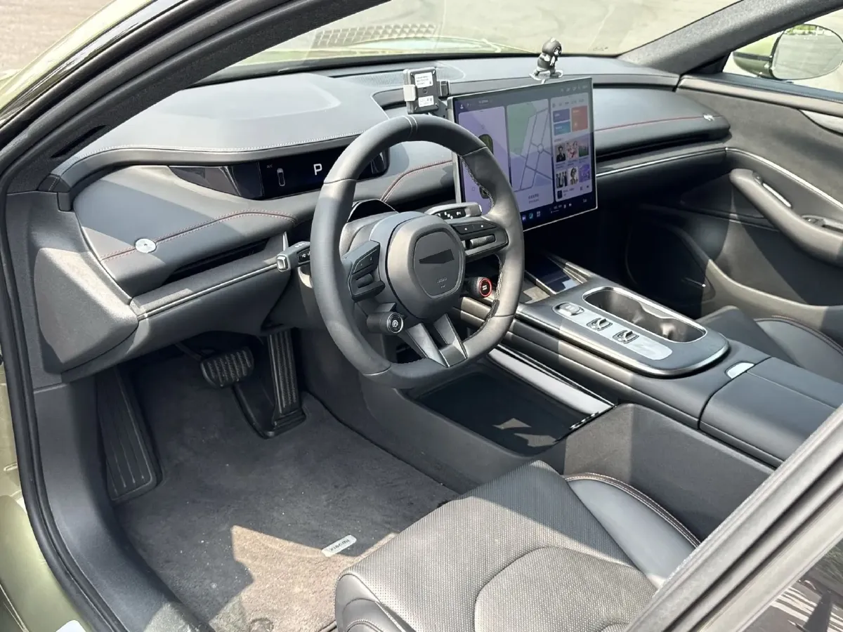 2024 MI SU7 BEV 73.6KWH,autocango,china used car exporter,china ev exporter,chinese used car exporter,chinese used ev exporter