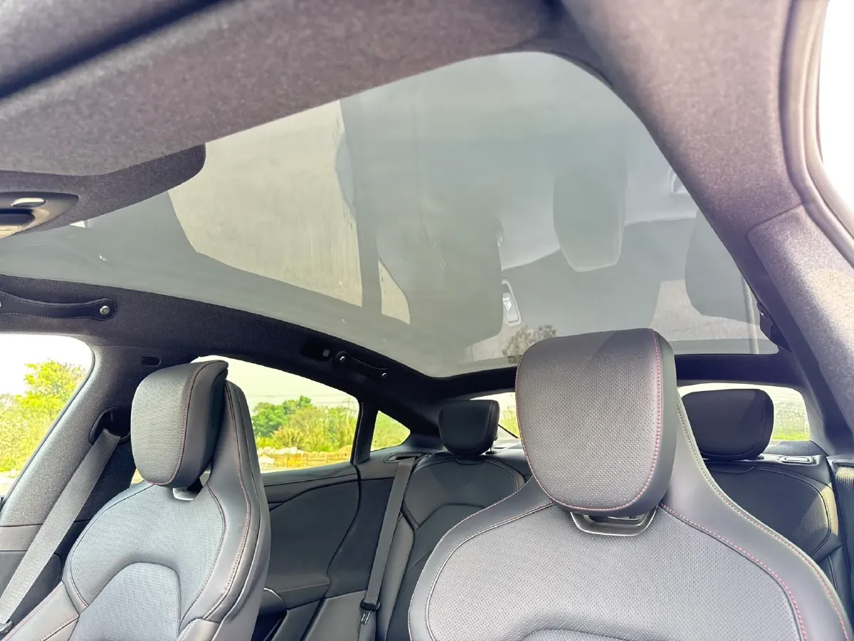 2024 MI SU7 BEV 73.6KWH,autocango,china used car exporter,china ev exporter,chinese used car exporter,chinese used ev exporter