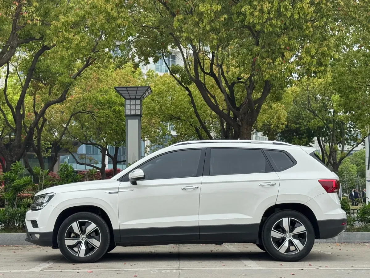 2020 Volkswagen Tharu 1.4T 150HP L4 7DCT,autocango,china used car exporter,china ev exporter,chinese used car exporter,chinese used ev exporter