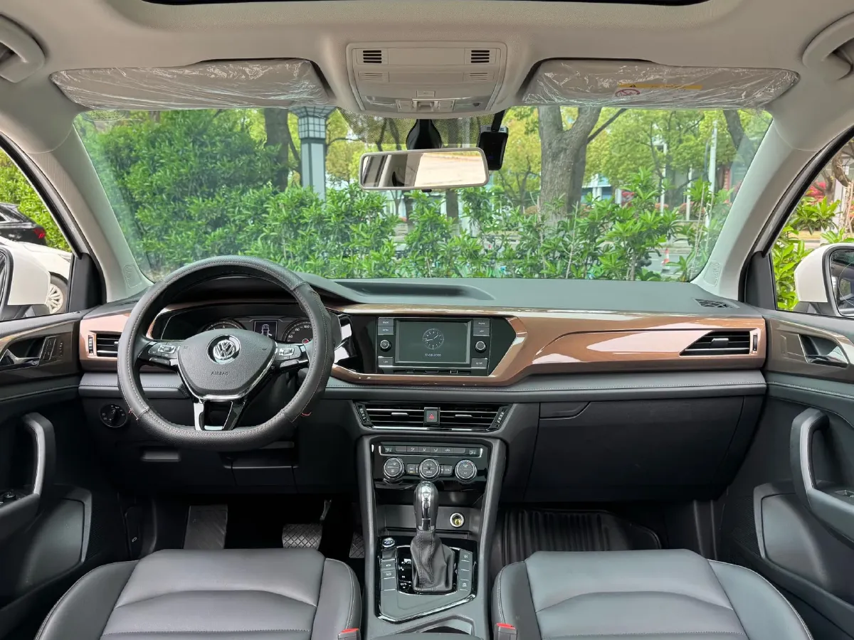 2020 Volkswagen Tharu 1.4T 150HP L4 7DCT,autocango,china used car exporter,china ev exporter,chinese used car exporter,chinese used ev exporter