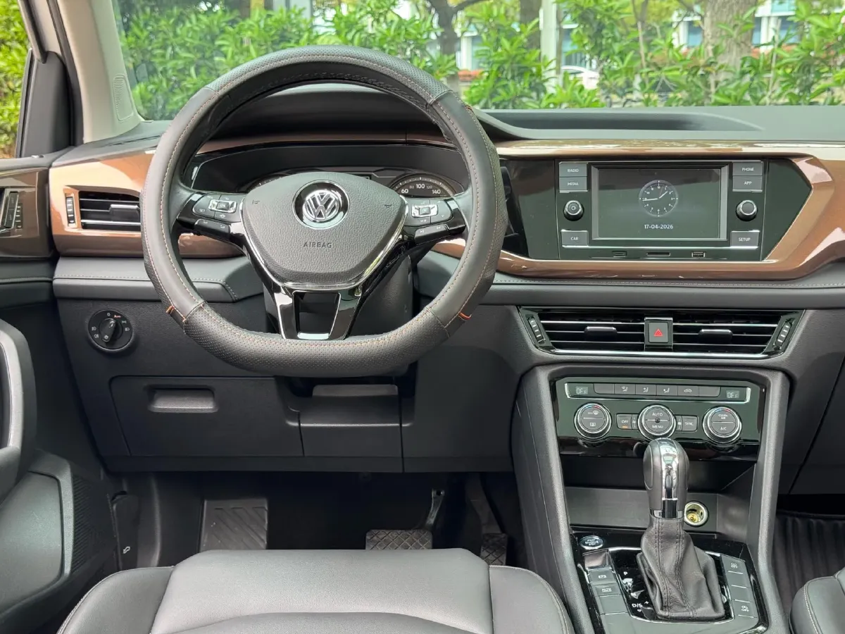 2020 Volkswagen Tharu 1.4T 150HP L4 7DCT,autocango,china used car exporter,china ev exporter,chinese used car exporter,chinese used ev exporter