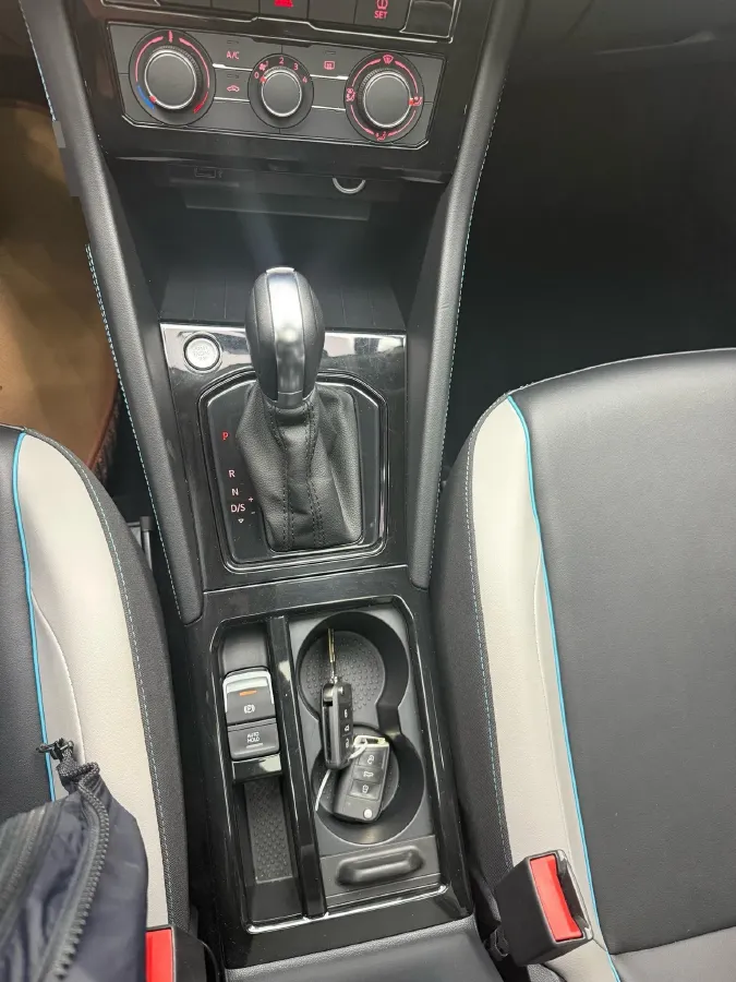 2022 Jetta VS5 1.4T 150HP L4 6AT,autocango,china used car exporter,china ev exporter,chinese used car exporter,chinese used ev exporter