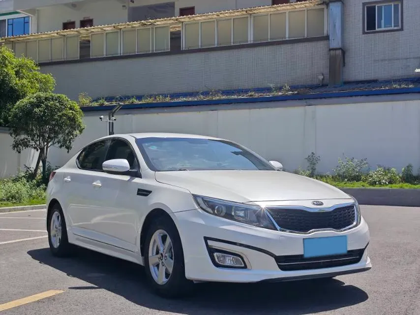 2015 Kia K5 2.0L 162HP L4 6AT,autocango,china used car exporter,china ev exporter,chinese used car exporter,chinese used ev exporter