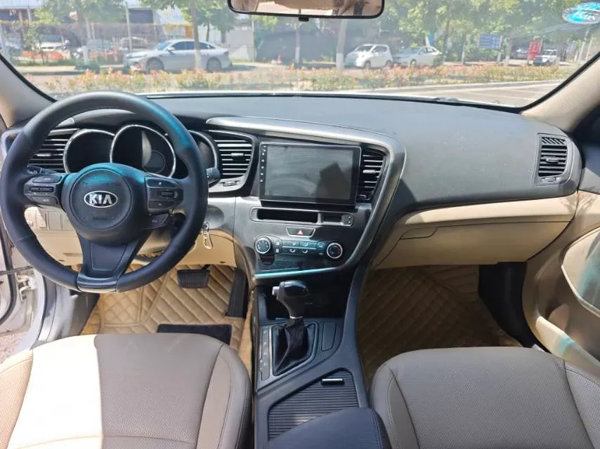 2015 Kia K5 2.0L 162HP L4 6AT,autocango,china used car exporter,china ev exporter,chinese used car exporter,chinese used ev exporter