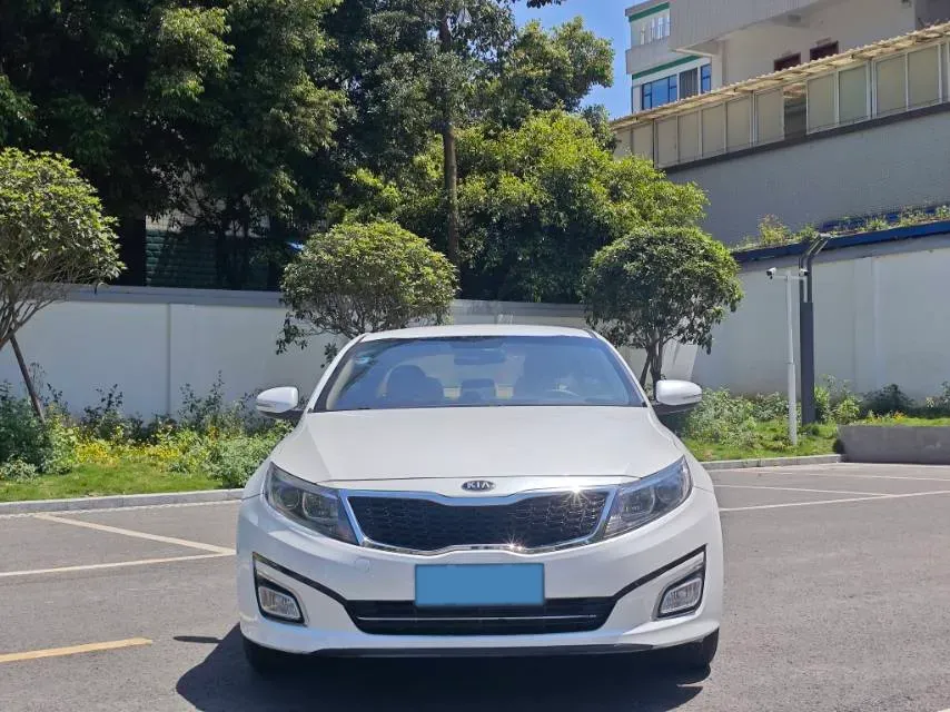 2015 Kia K5 2.0L 162HP L4 6AT,autocango,china used car exporter,china ev exporter,chinese used car exporter,chinese used ev exporter