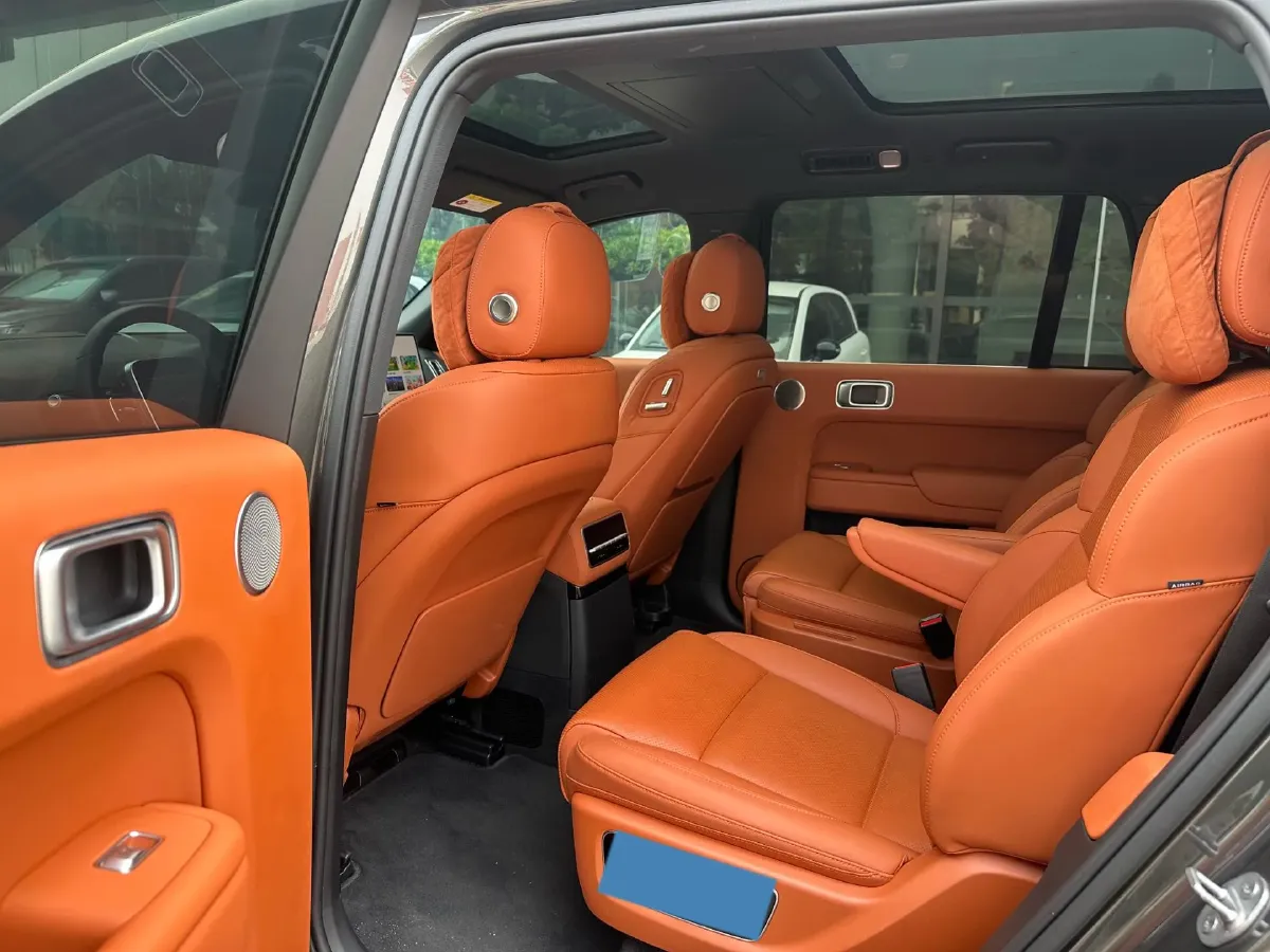 2022 Li L9 Range Extended 154HP REEV 42.6KWH,autocango,china used car exporter,china ev exporter,chinese used car exporter,chinese used ev exporter