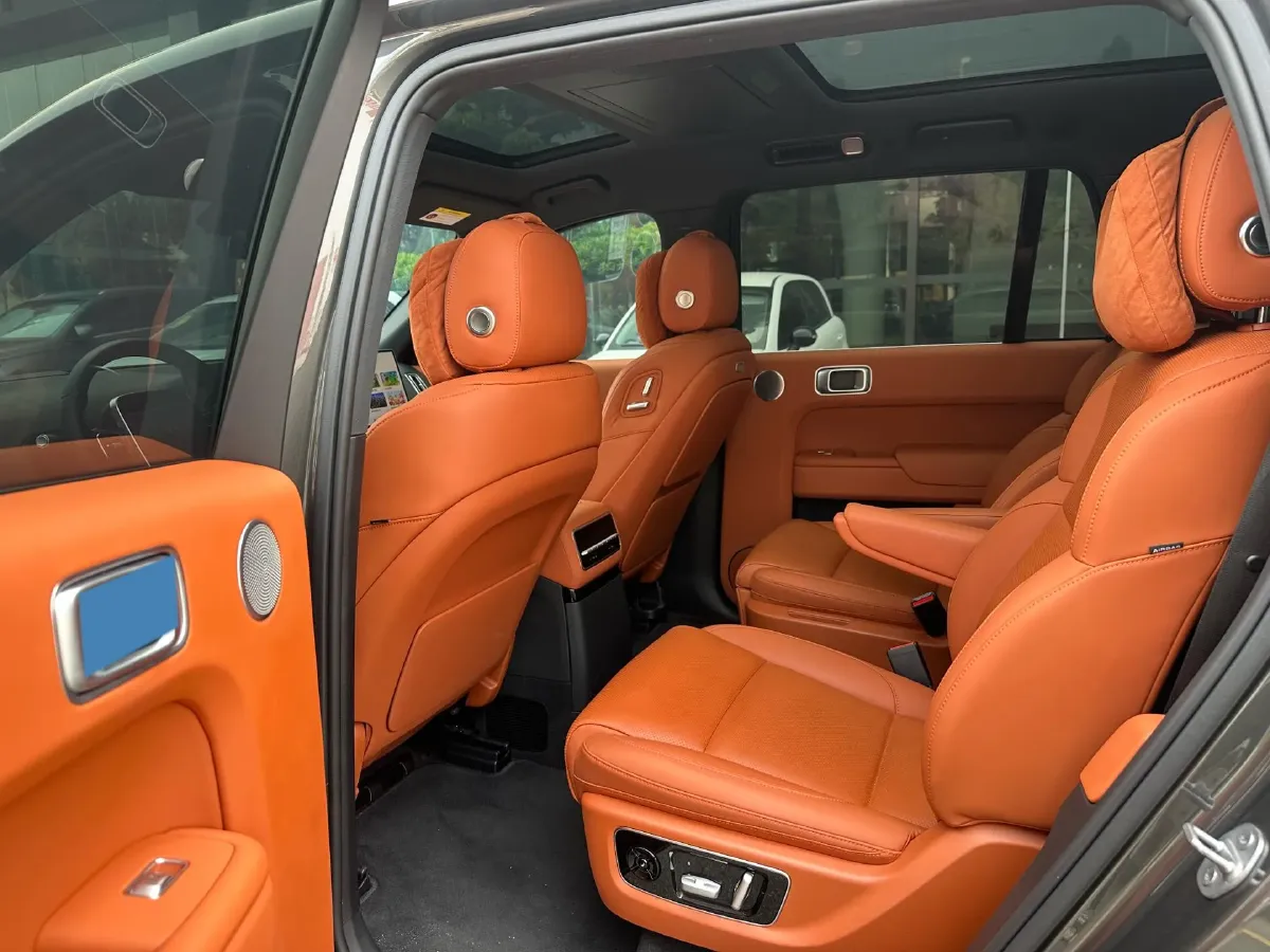 2022 Li L9 Range Extended 154HP REEV 42.6KWH,autocango,china used car exporter,china ev exporter,chinese used car exporter,chinese used ev exporter