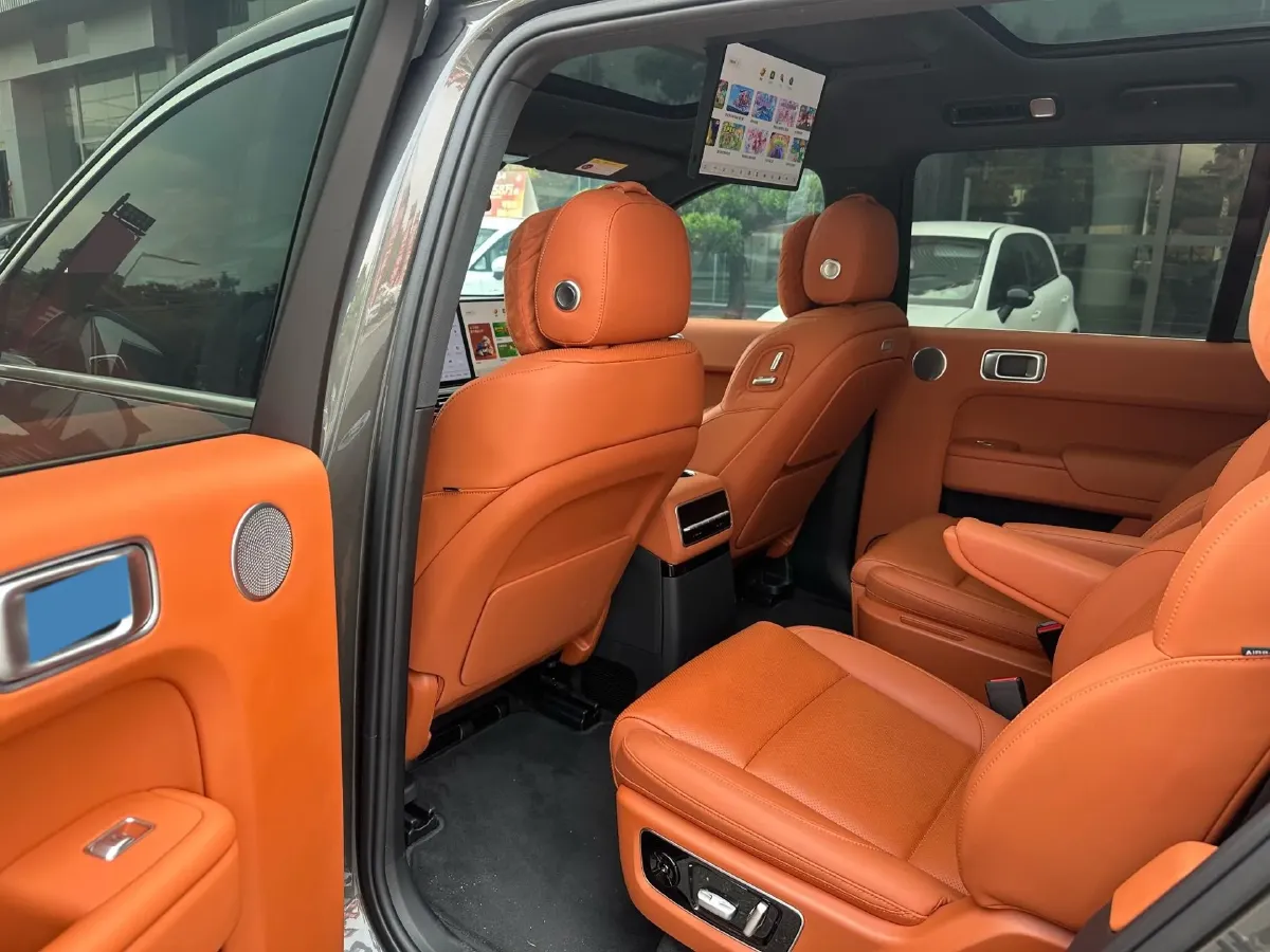 2022 Li L9 Range Extended 154HP REEV 42.6KWH,autocango,china used car exporter,china ev exporter,chinese used car exporter,chinese used ev exporter