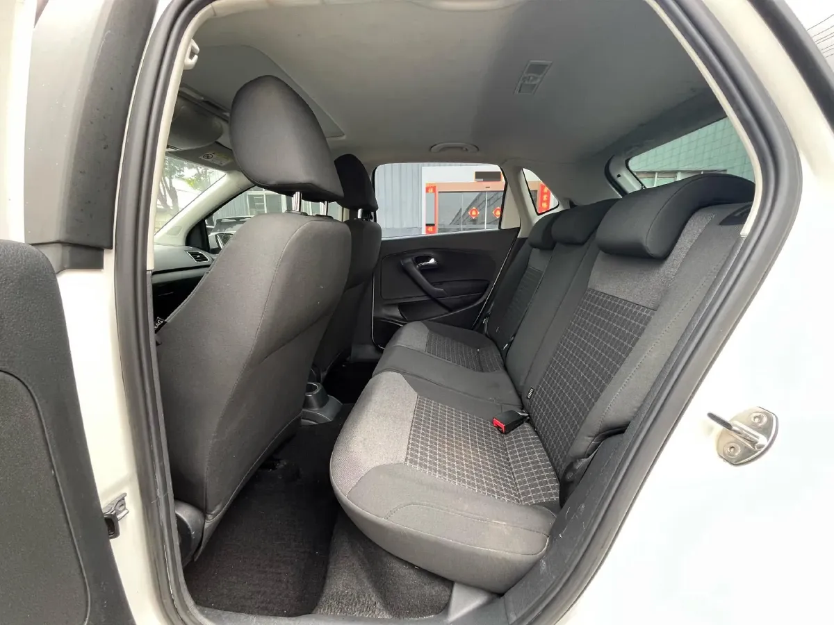 2016 Volkswagen Polo 1.6L 110HP L4 6AT,autocango,china used car exporter,china ev exporter,chinese used car exporter,chinese used ev exporter