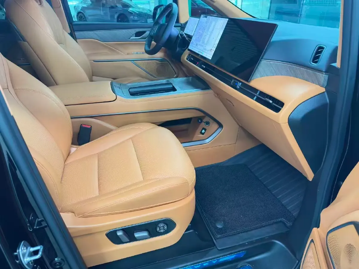 2025 WEY HighMountain 1.5T 170HP L4 4DHT PHEV,autocango,china used car exporter,china ev exporter,chinese used car exporter,chinese used ev exporter