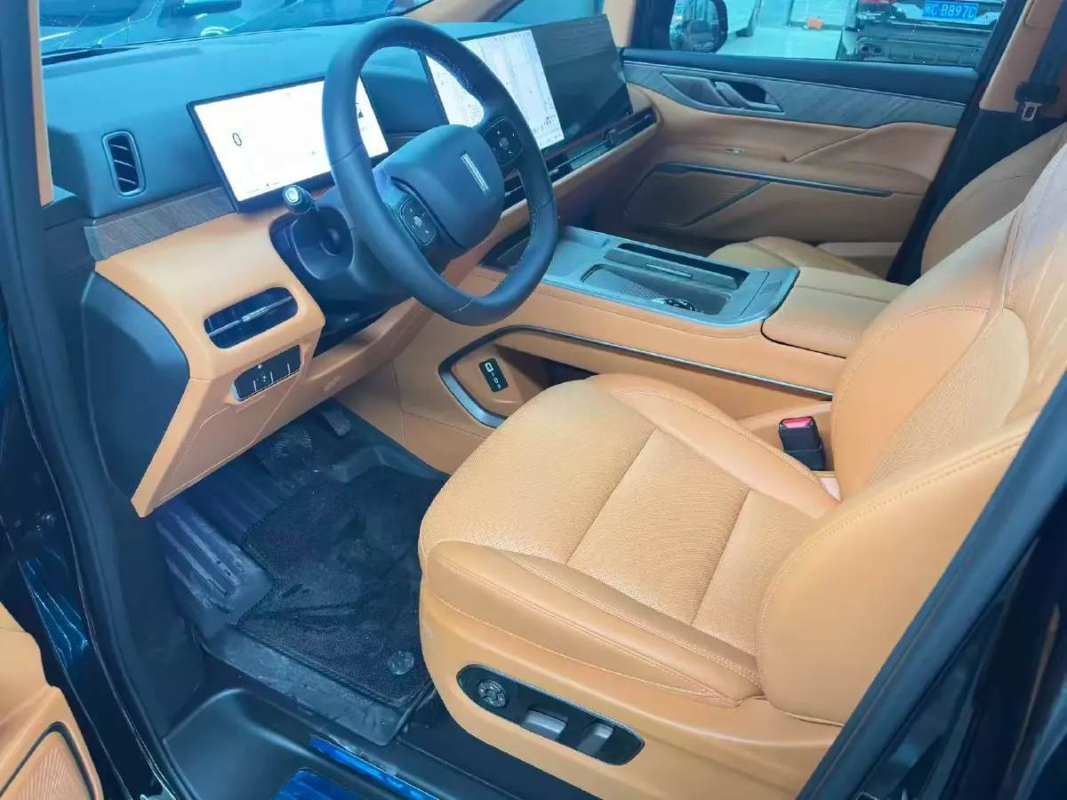 2025 WEY HighMountain 1.5T 170HP L4 4DHT PHEV,autocango,china used car exporter,china ev exporter,chinese used car exporter,chinese used ev exporter