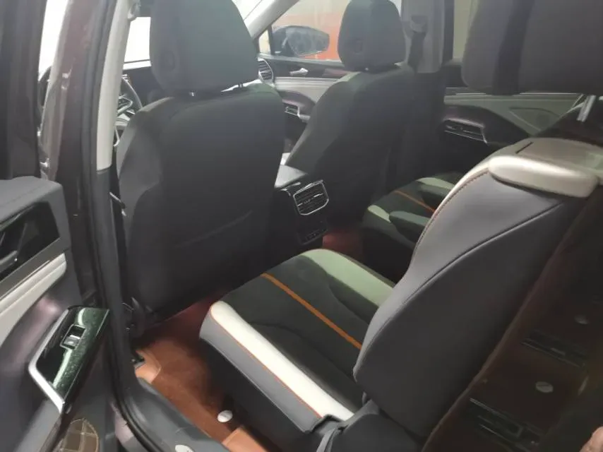 2021 Volkswagen ID.6 Crozz BEV 84.8KWH,autocango,china used car exporter,china ev exporter,chinese used car exporter,chinese used ev exporter