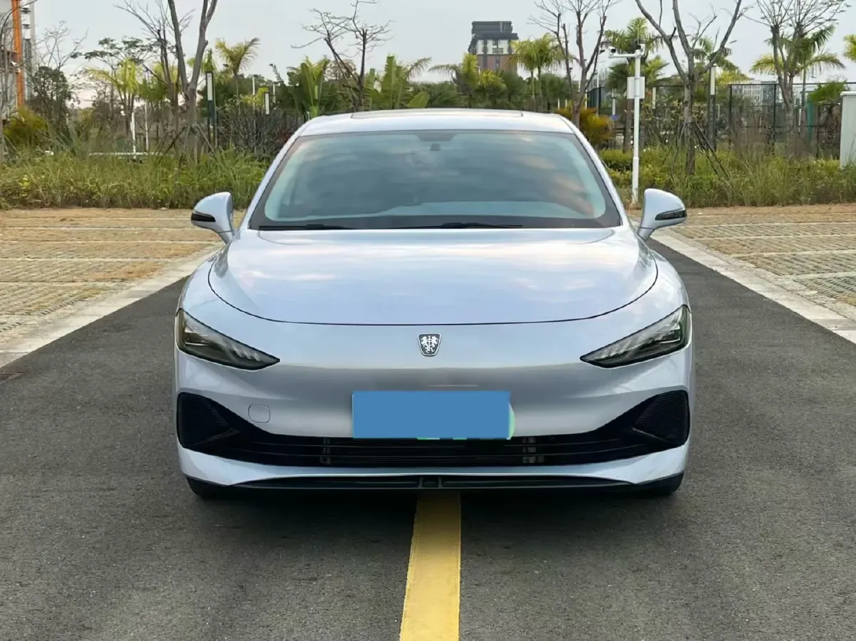2023 Roewe D7 1.5L 112HP L4 1DHT PHEV 21.4KWH,autocango,china used car exporter,china ev exporter,chinese used car exporter,chinese used ev exporter