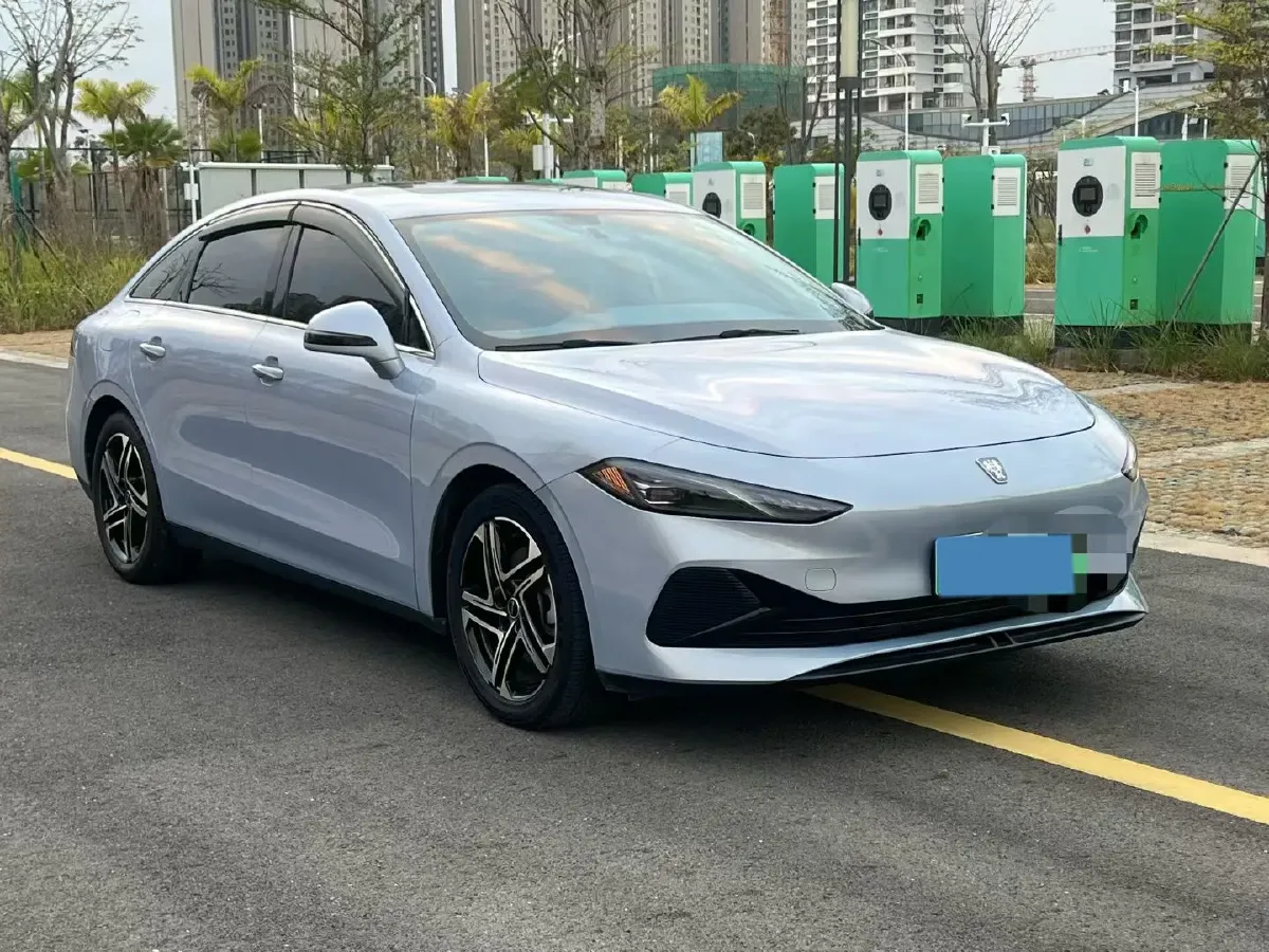 2023 Roewe D7 1.5L 112HP L4 1DHT PHEV 21.4KWH,autocango,china used car exporter,china ev exporter,chinese used car exporter,chinese used ev exporter