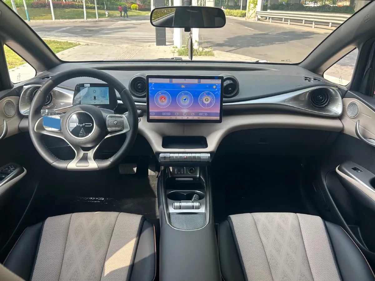 2023 BYD Dolphin BEV 44.928KWH,autocango,china used car exporter,china ev exporter,chinese used car exporter,chinese used ev exporter